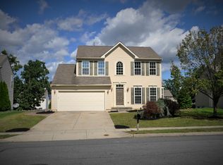 72 Brearly Dr, Sicklerville, NJ 08081