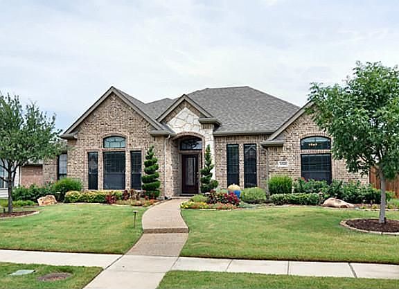 2nd image of 1525 Bluebonnet Way