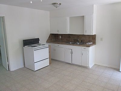 2nd image of 507 Church St APT A