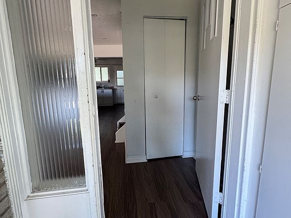 4th image of 357 Durham Ct