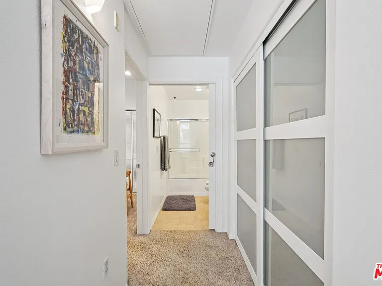 100 S Alameda St #150 — Photo 25