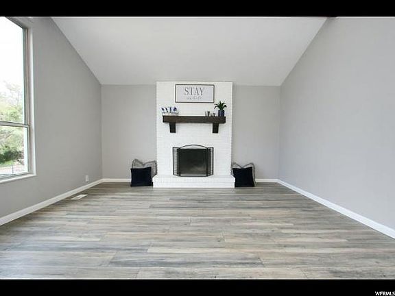 5th image of 4641 W Richfield Ave