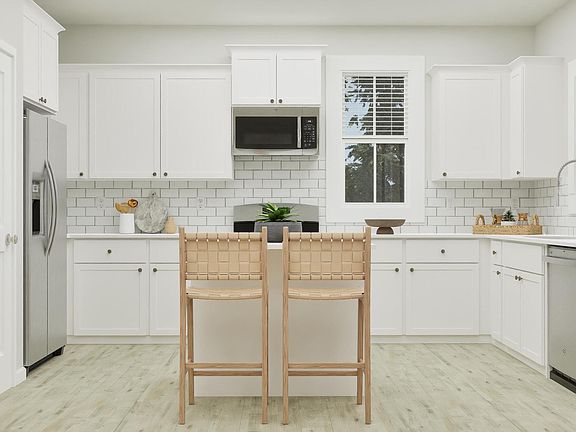 5th image of 127 D Ireland Dr