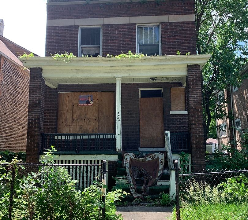 1st image of 7424 S King Dr