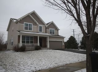 790 N Sleepy Hollow Ln, Romeoville, IL 60446