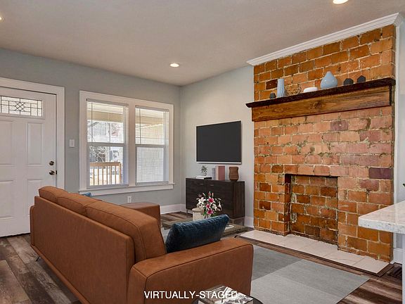3rd image of 717 Fairwood Ave