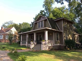 406 E 6th St, West Point, GA 31833