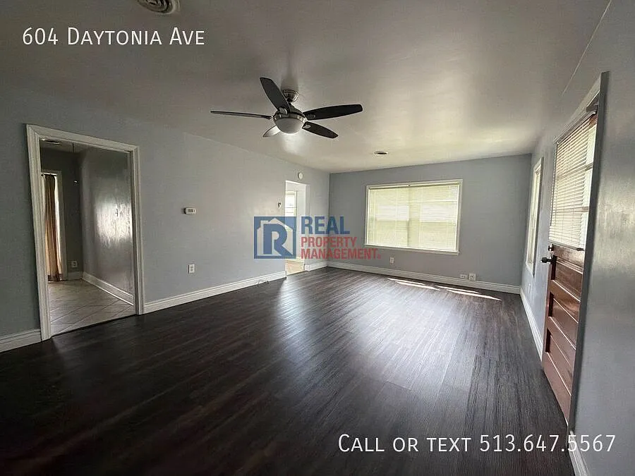 Updated 2 BR 1 BA Dayton Home w/Garage — Photo 4