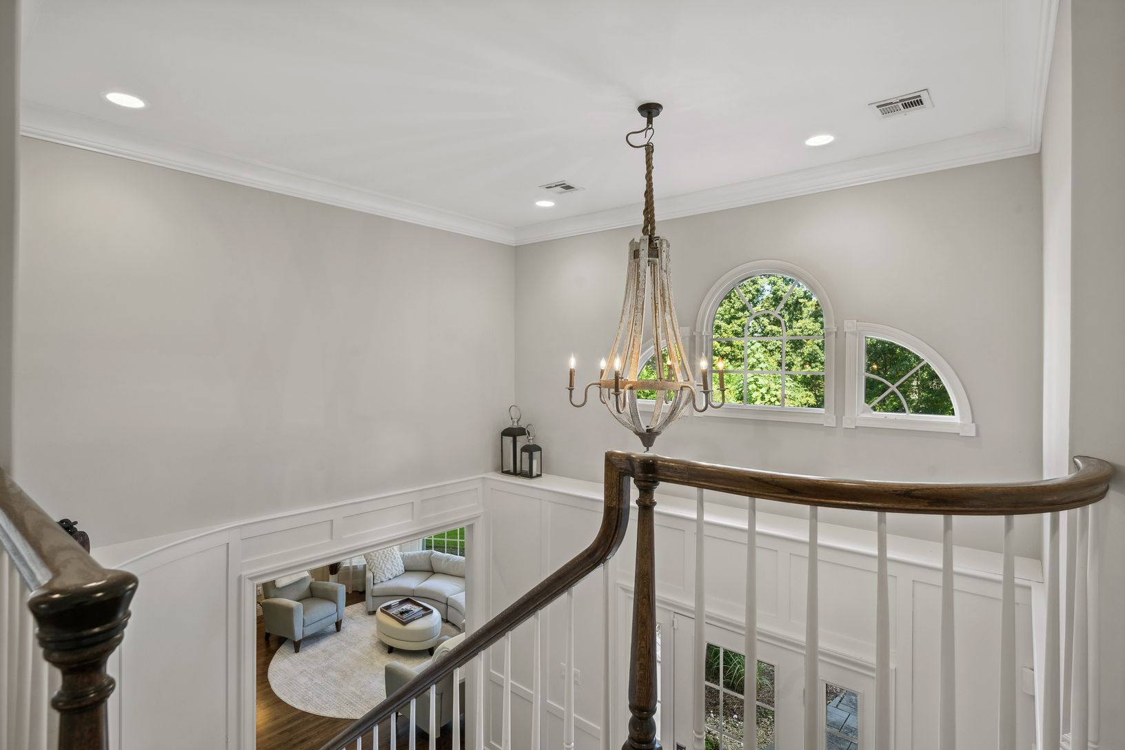  Balcony View to Foyer