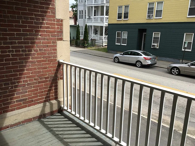 610 Union St #104 — Photo 40