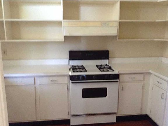 4th image of 625 Pine St APT 3