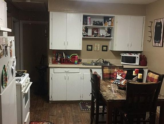 4th image of 807 Princeton Ave