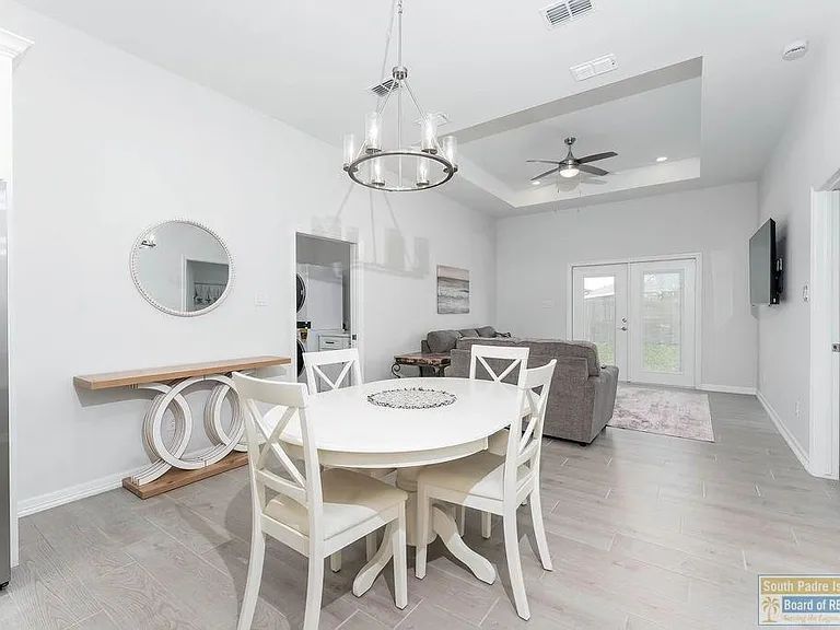 18 N Bay Hill Dr — Photo 15