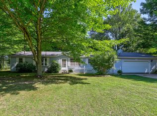 67818 S Ridgewood Dr, South Haven, MI 49090