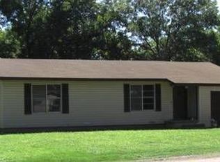 310 N Avenue H, Clifton, TX 76634
