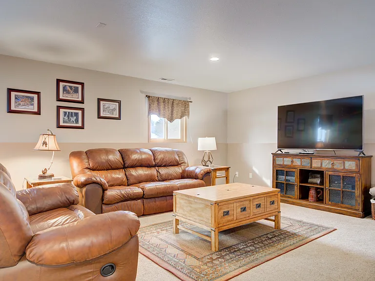 402 S Yellowstone Ave #1 — Photo 20