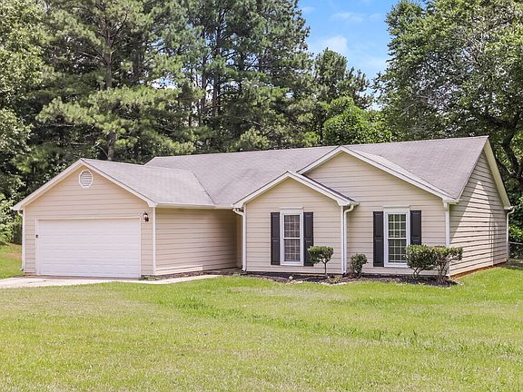 3rd image of 306 Ashley Manor Way