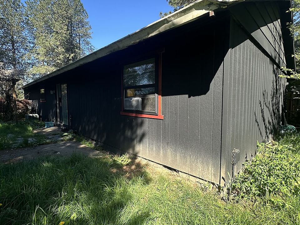 2nd image of 15856 SW Sunset Ct