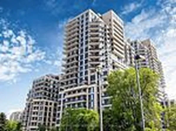 9205 Yonge St NE #304, Richmond Hill, ON L4C 1V5