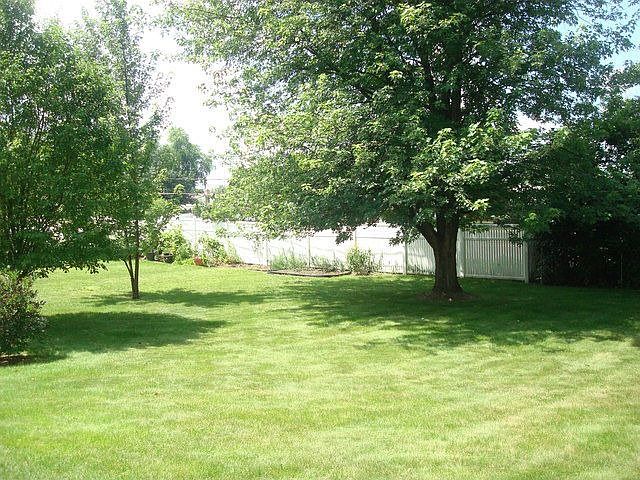 1st image of 2116 Cherry Hill Dr