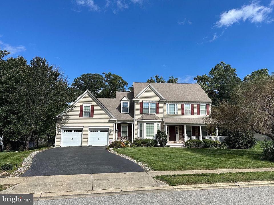 2nd image of 45140 Woodhaven Dr