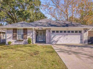 10408 Millbrook Dr, Pensacola, FL 32534