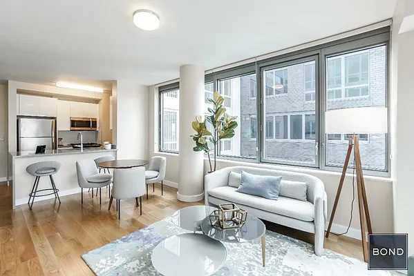 Rented by Bond New York | media 12