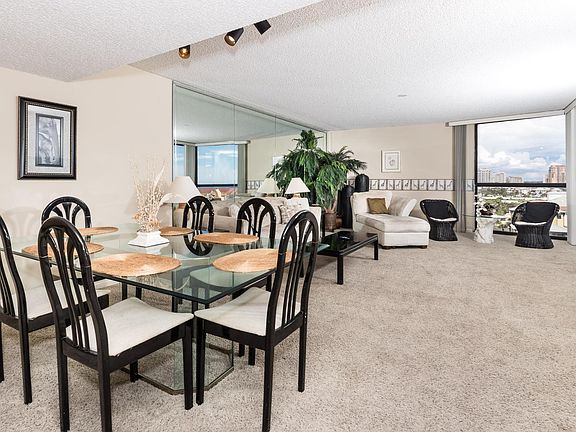 4th image of 114 Mainsail Dr Unit 371