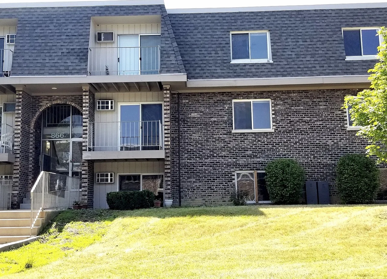 1 bed, $1,375 — Photo 2