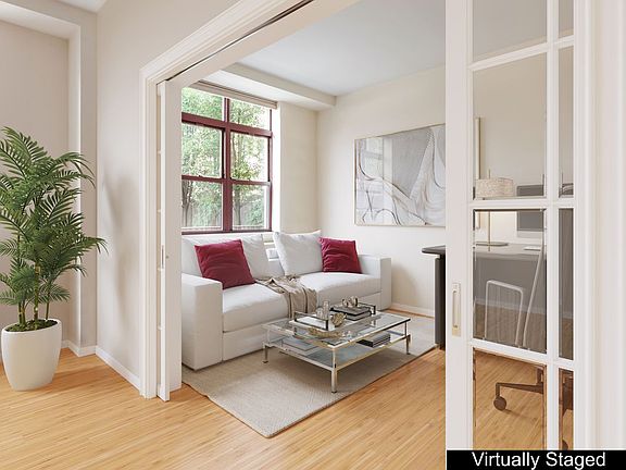 3rd image of 247 W 115th St APT 1A