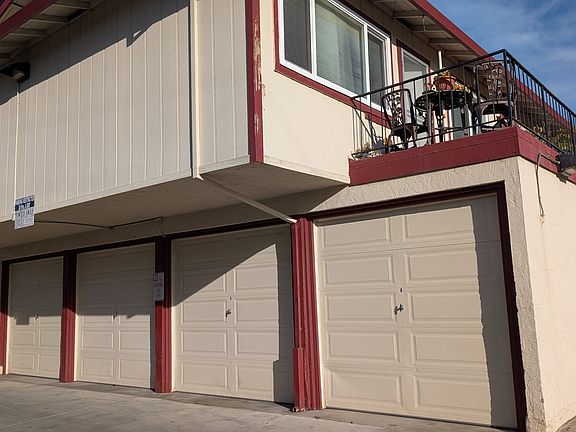 2nd image of 3249 Rockport Ave #D