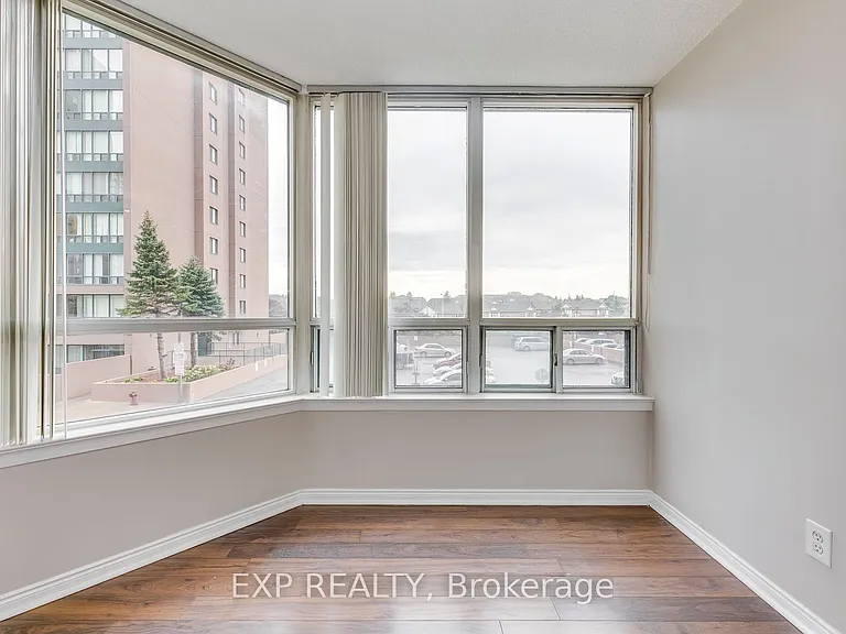 135 Hillcrest Ave #205 — Photo 14
