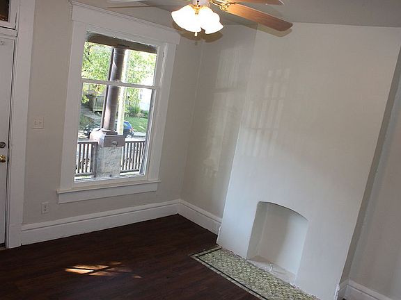 3rd image of 88-90 W Maynard Ave