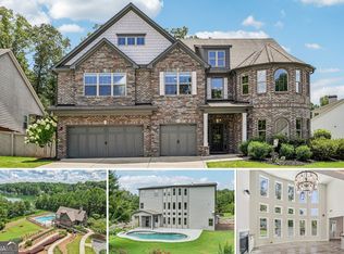 17 Lake Sydney Dr, Dawsonville, GA