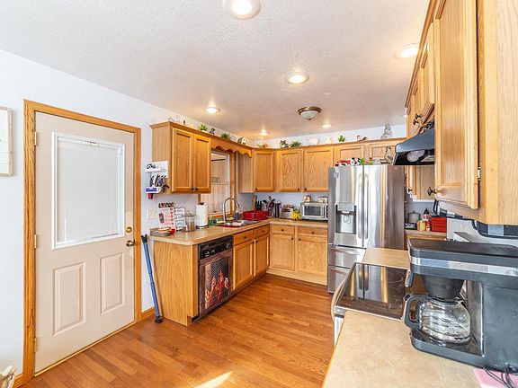 3rd image of 449 North Clinton Street