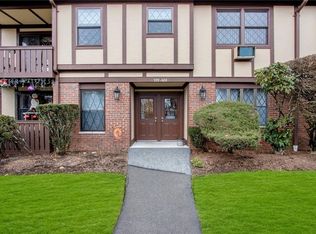 601 Sierra Vista Ln, Valley Cottage, NY 10989