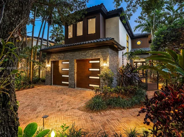 7291 SW 47th Ct, Miami, FL 33143