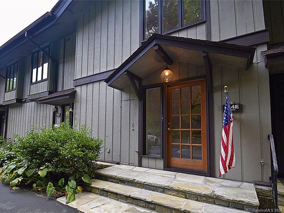 2nd image of 154 Island Dr #E