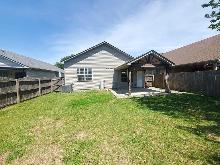 2712 Bay Cedar Cv — Photo 25