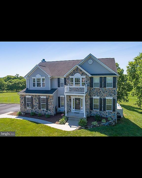 2nd image of 359 Rudder Rd