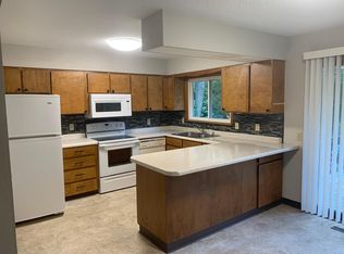 1124 Melrose Ave #1, Iowa City, IA 52246