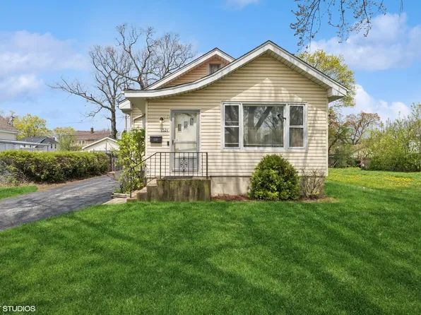 1524 Jenkinson Ct, Waukegan, IL 60085