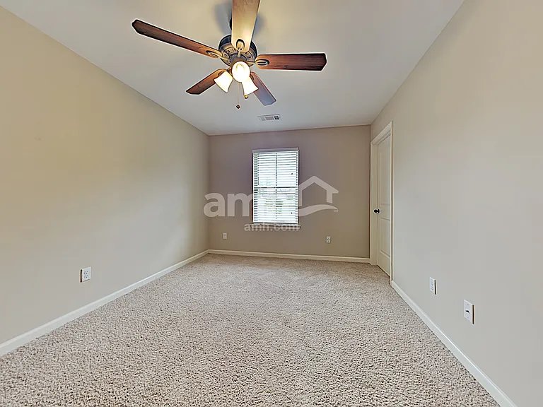 4957 Shira Dr — Photo 17