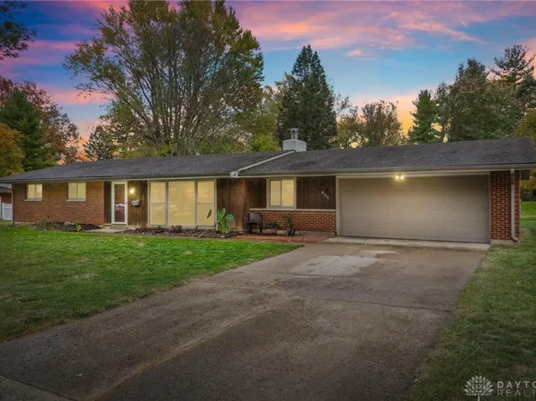 4155 Eckworth Dr, Bellbrook, OH 45305