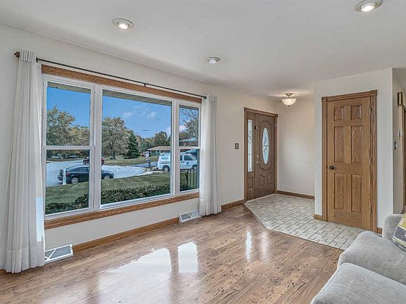 4th image of 13765 W 92nd Ct