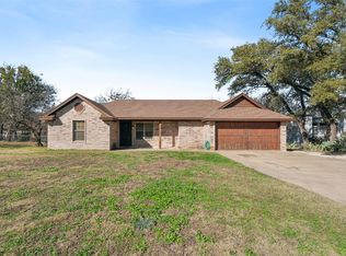 1422 Blackhawk Cir, Granbury, TX 76048