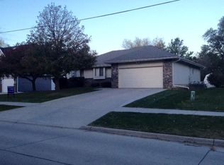 202 Ridge Rd N, Council Bluffs, IA 51503