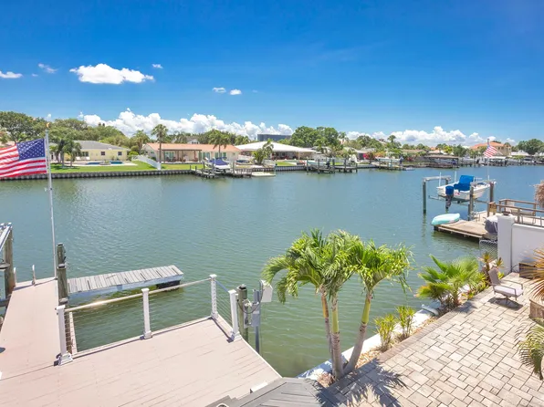 3911 Americana Dr, Rocky Point, FL 33634