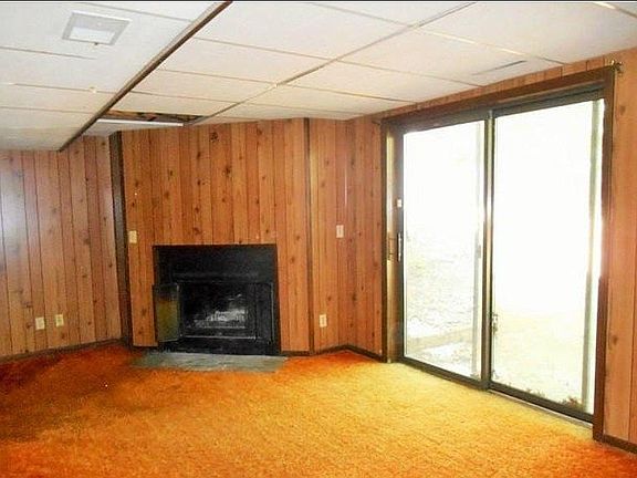 5th image of 2332 Lincoln Park Dr