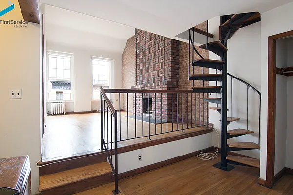 Rented by FirstService Realty (legacy) | media 15